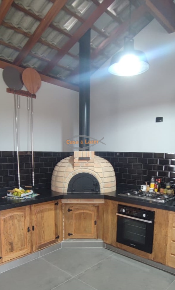 Forno para pizza em alvenaria
