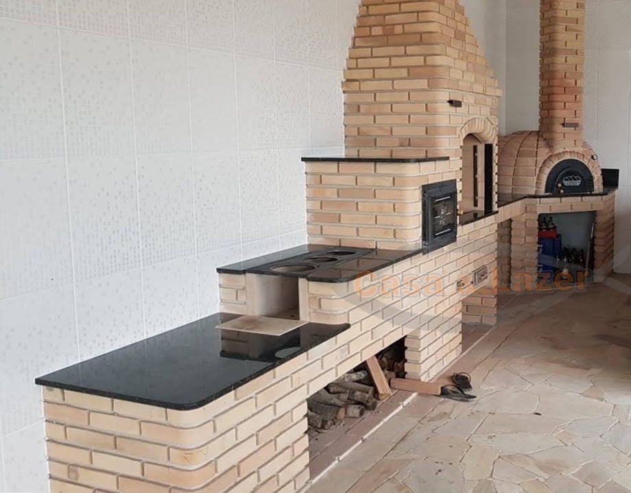Kits Churrasqueira, fogão a lenha e forno de pizza em alvenaria