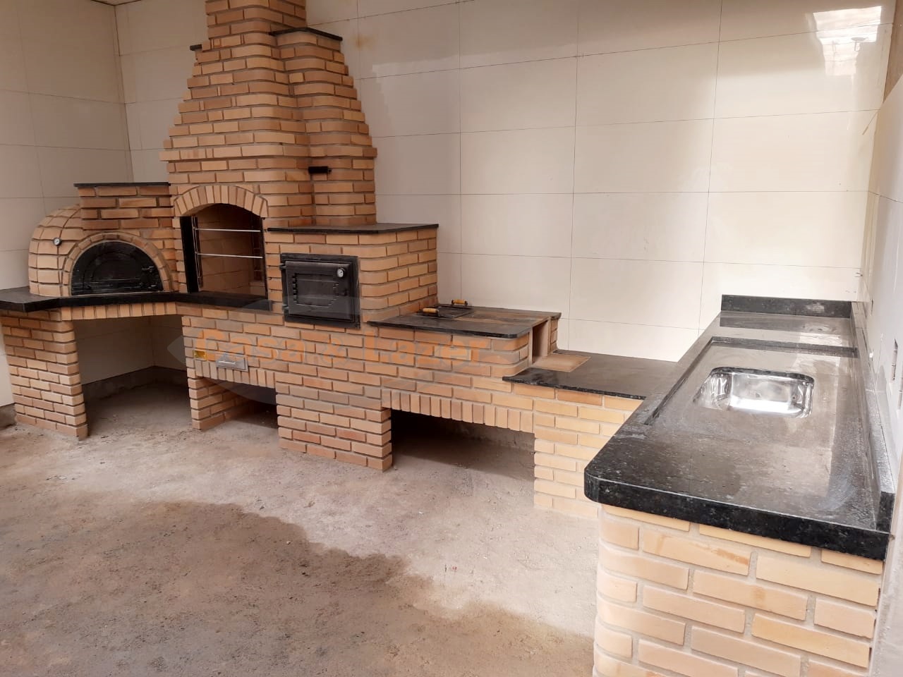 Kits Churrasqueira, fogão a lenha e forno de pizza em alvenaria