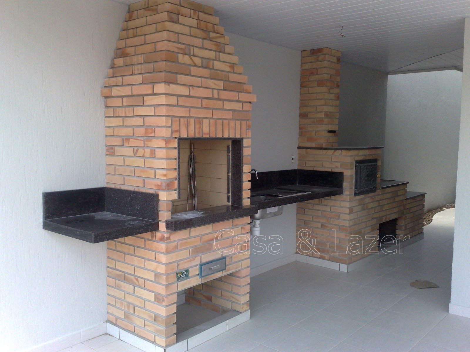 Kits Churrasqueira, fogão a lenha e forno de pizza em alvenaria